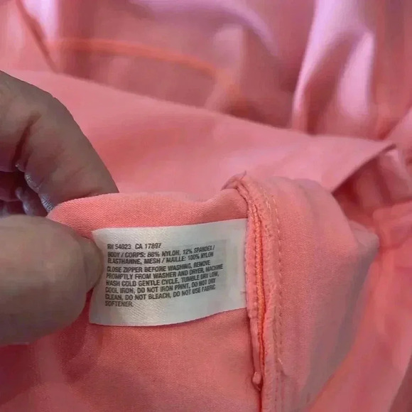 Gap Fit Full Zip Jacket in Neon Peach M - Picture 7 of 8